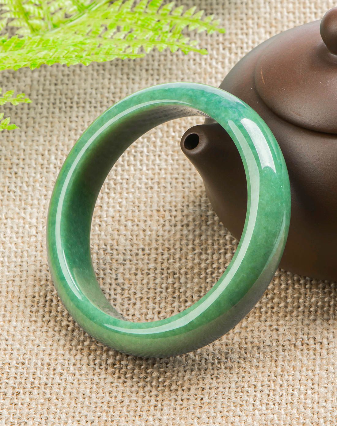 紫气东来 天然a货翡翠糯种豆色手镯