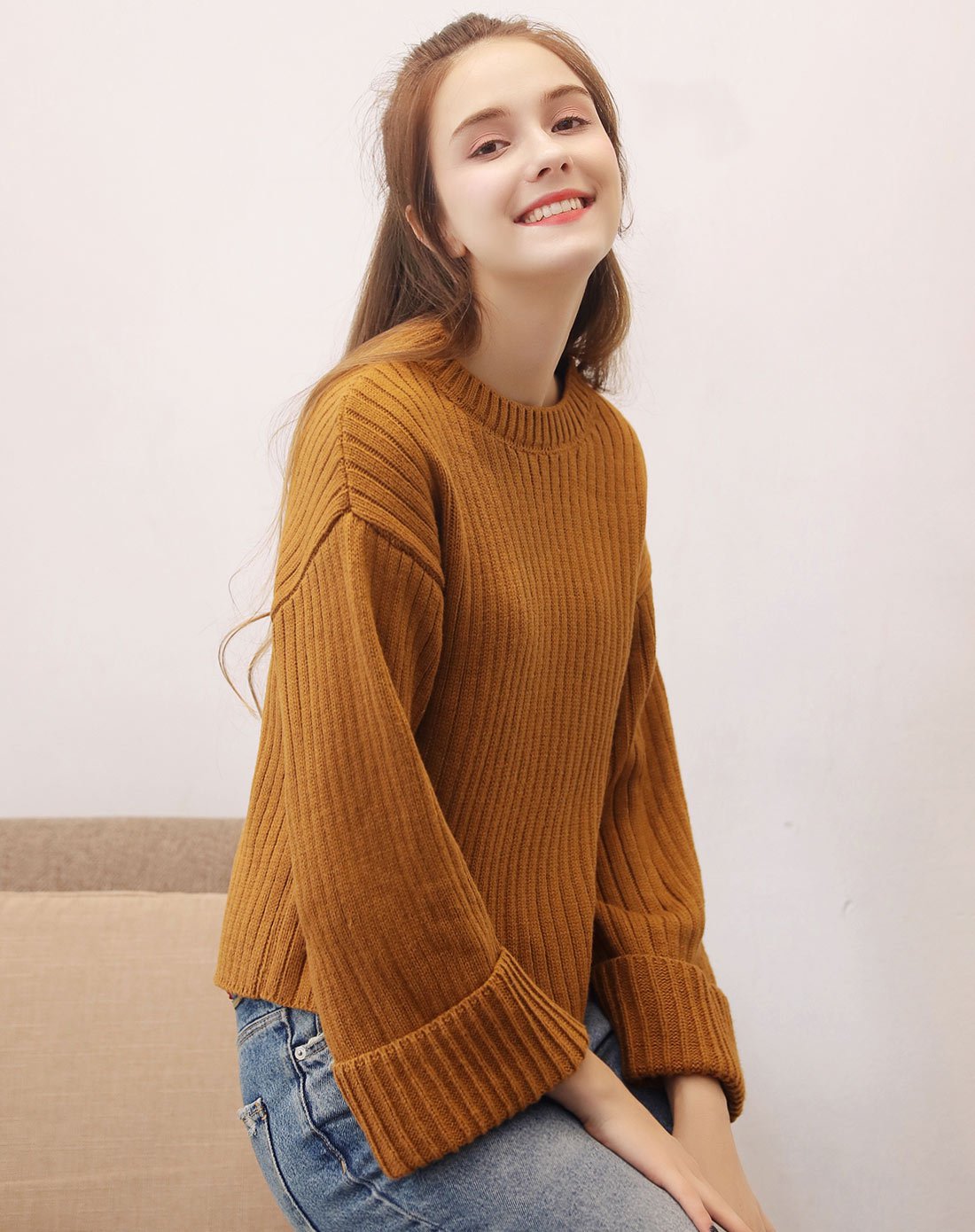 土黄色纯色打底女式毛衣