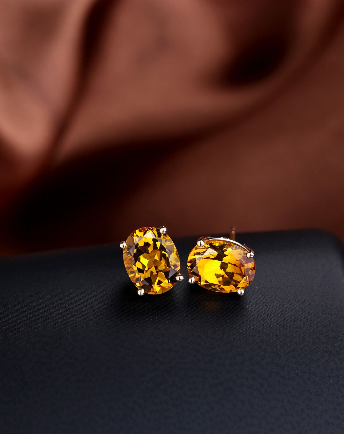 简单经典 黄18k金 4.6克拉 黄水晶耳钉