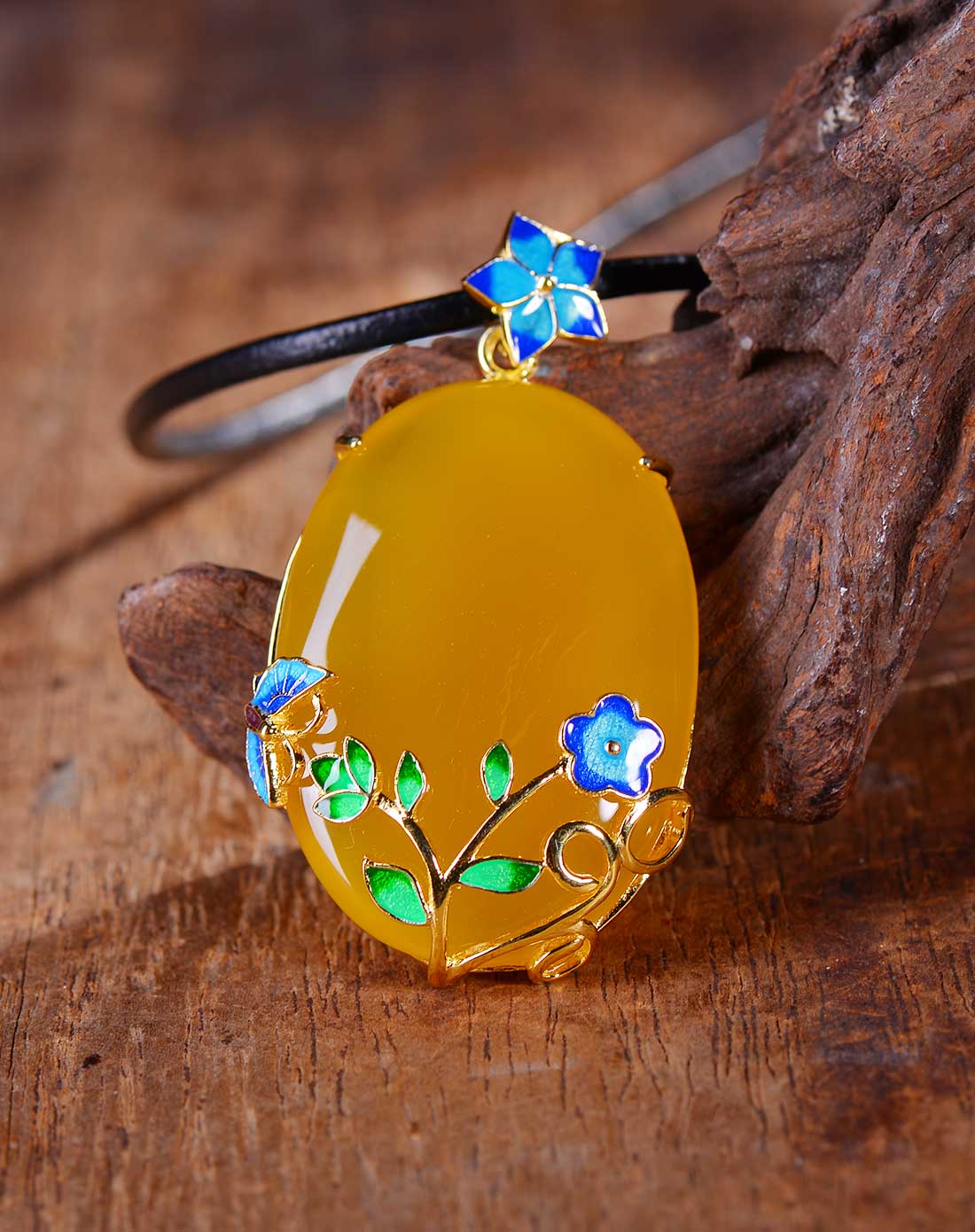 【新品】金玉玲珑·步生花玉髓吊坠 配皮绳