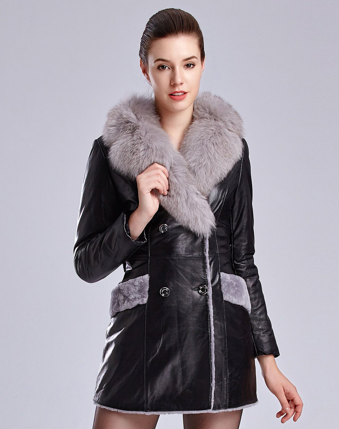 女款黑色狐狸毛领绵羊皮内胆羊毛皮衣