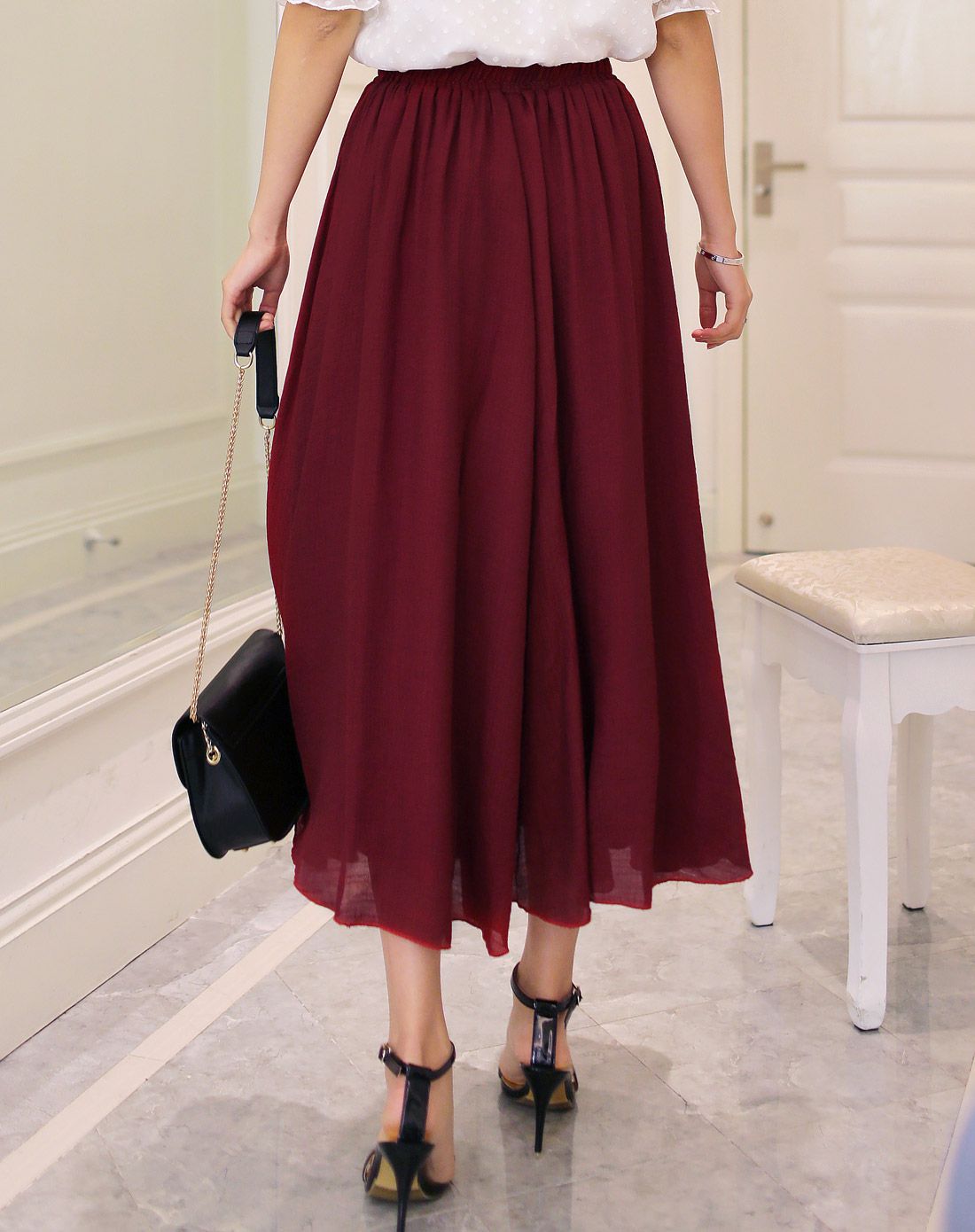 酒红色 时尚简约纯色半身裙