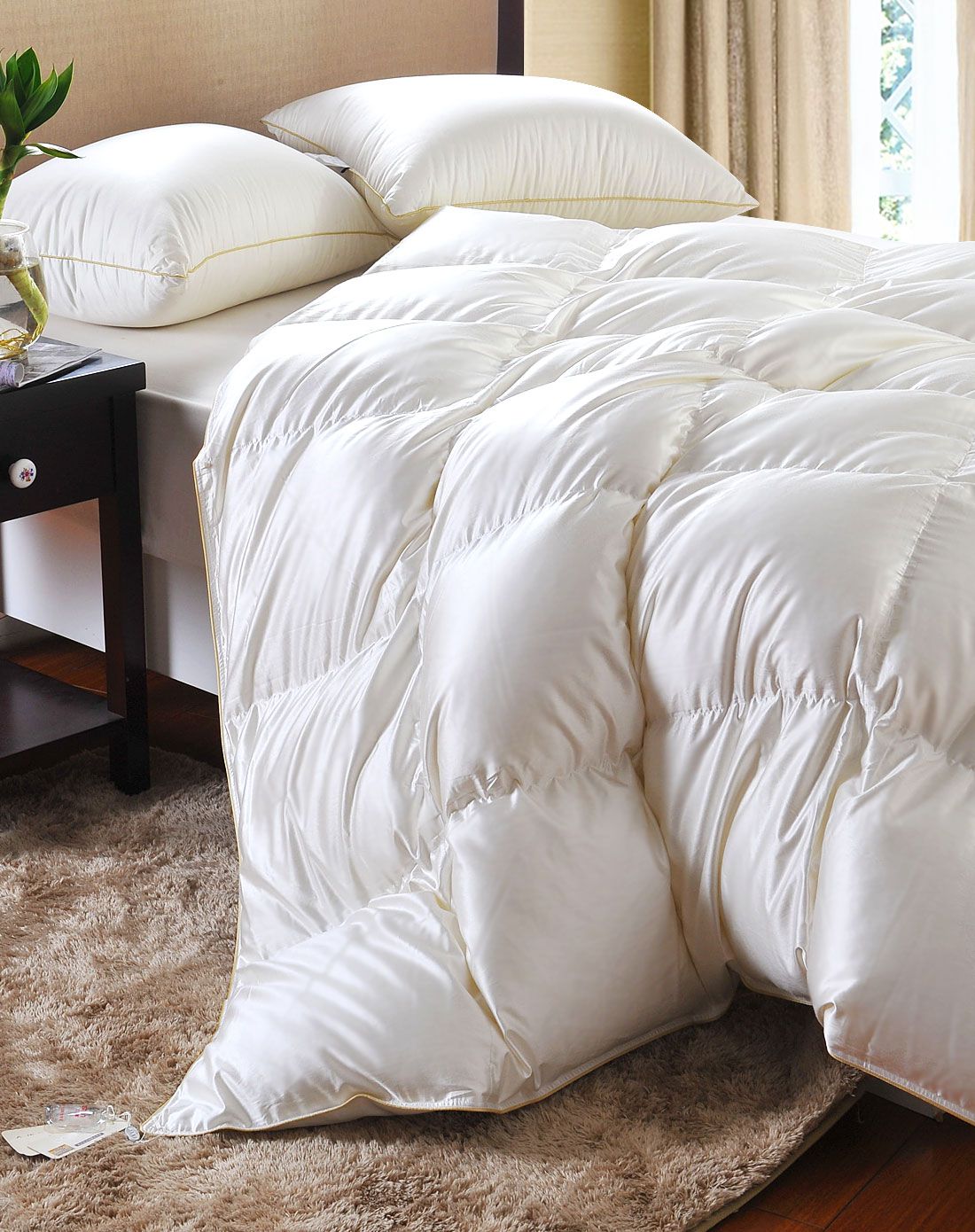 200*230cm手工98%精绒羽绒被真丝面料-白