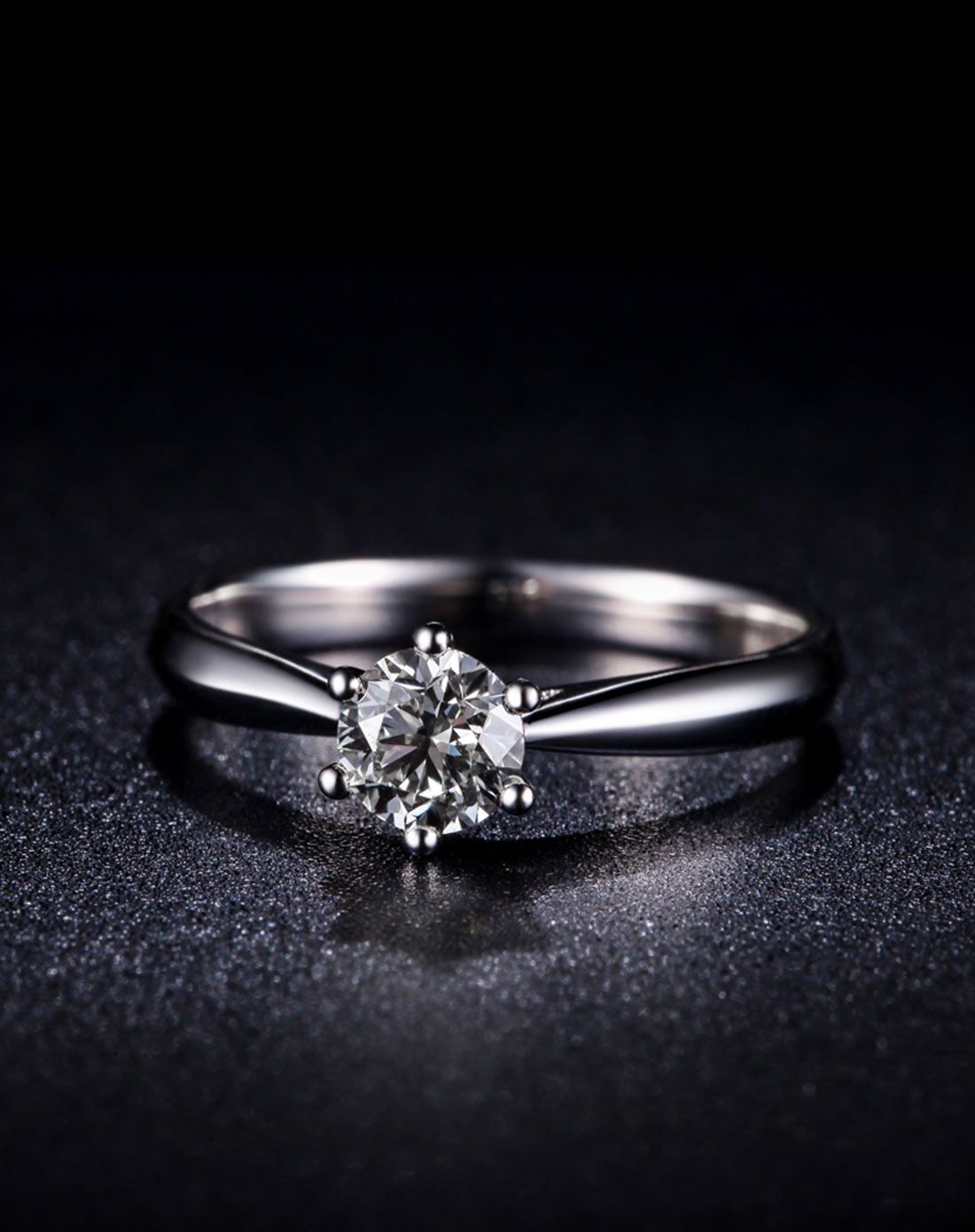 40分h色钻石女戒