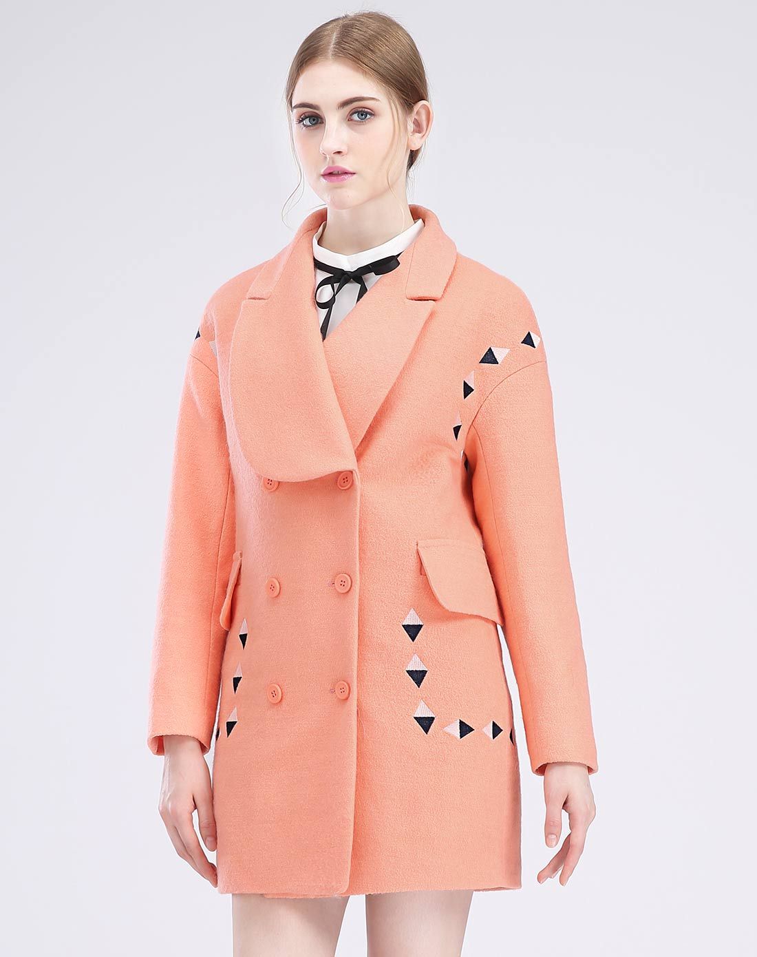 女式桔粉色毛呢外套
