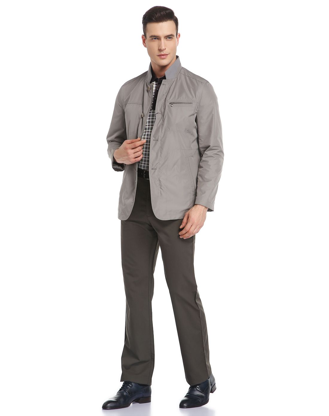 卡其灰色魅力百搭长袖茄克