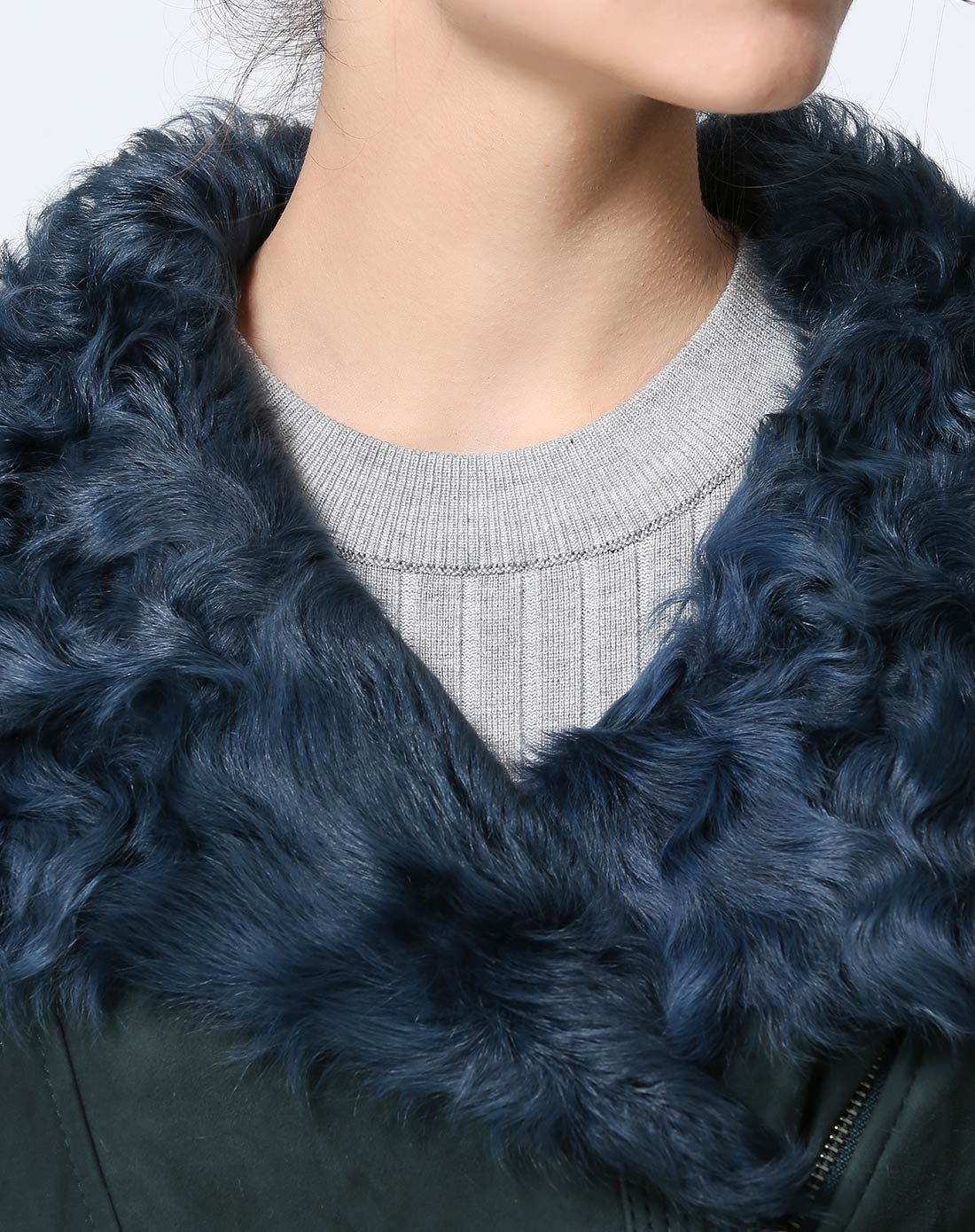 女装小湖羊皮时尚短款皮毛一体