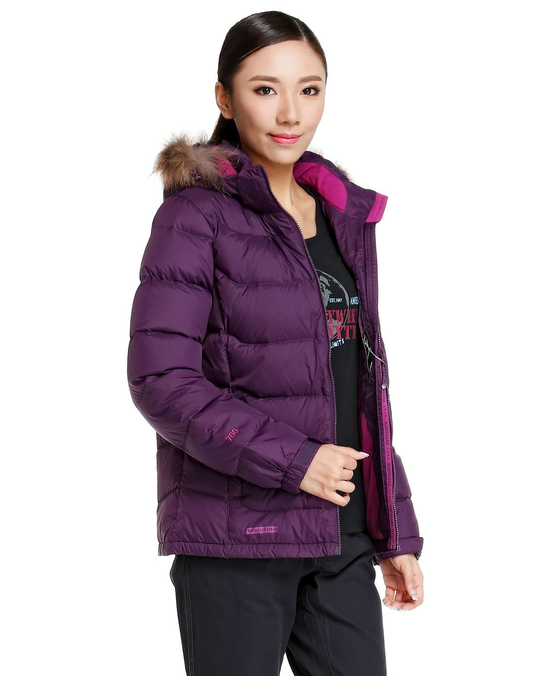 蓬松防泼水 女款绛紫色羽绒服 长袖连帽