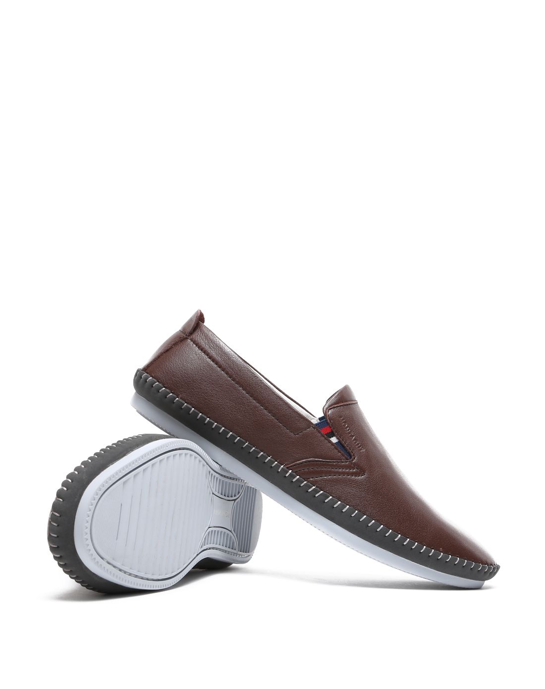 梦特娇圆头套脚纯色耐磨日常休闲休闲男鞋