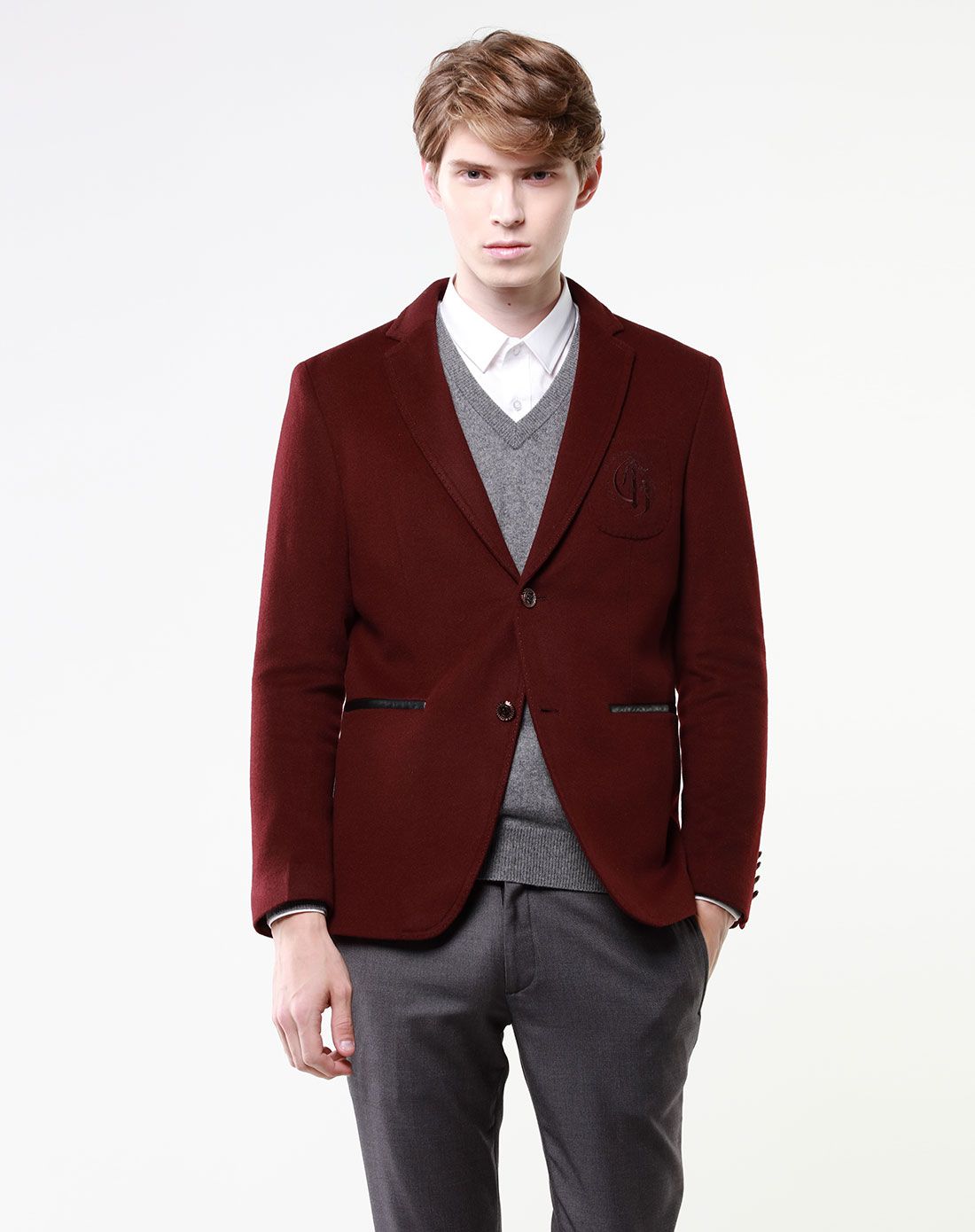 绛红色纯羊毛百搭刺绣贴袋休闲西装