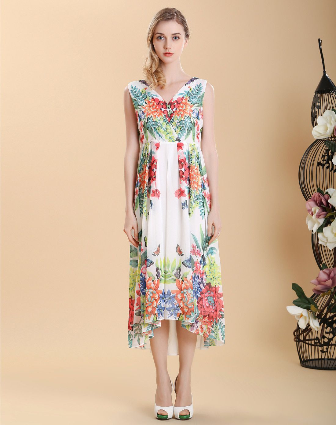 白/花色印花雪纺连衣长裙