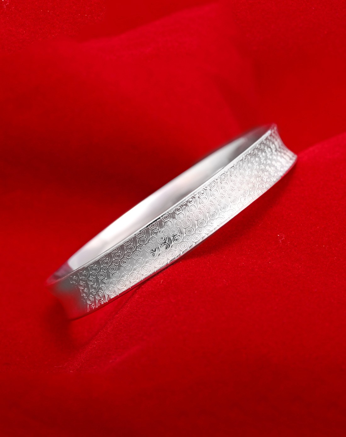 s999千足银手镯祥云24g(配检测证书)