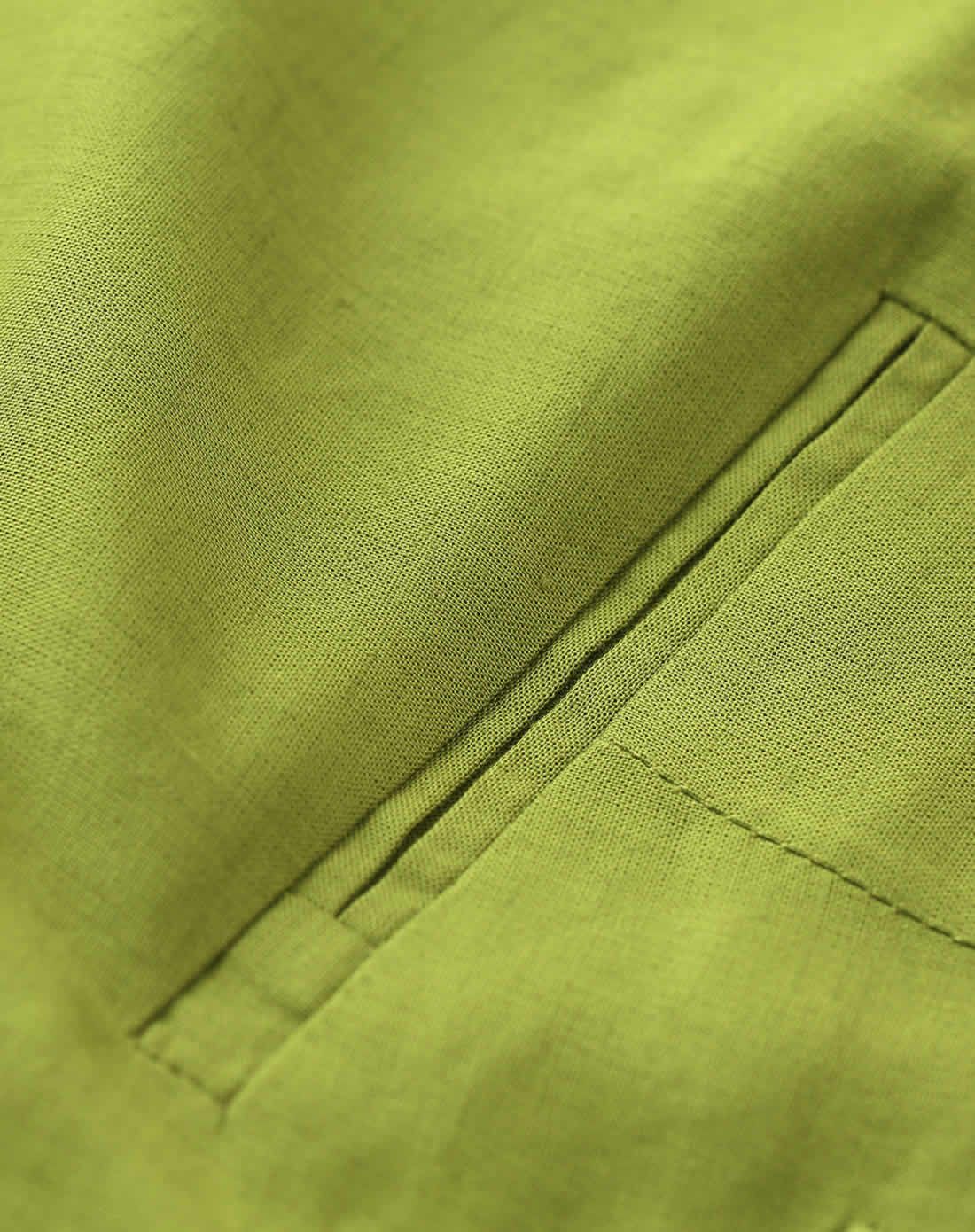 裂帛 草绿纯色直筒梭织休闲裤外翻边兜短裤