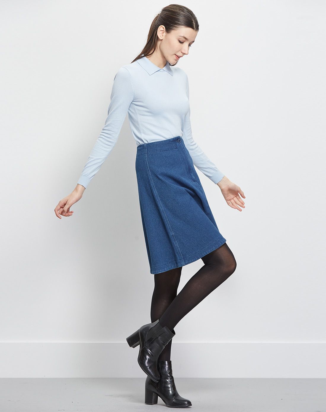 蓝色优雅复古牛仔喇叭裙