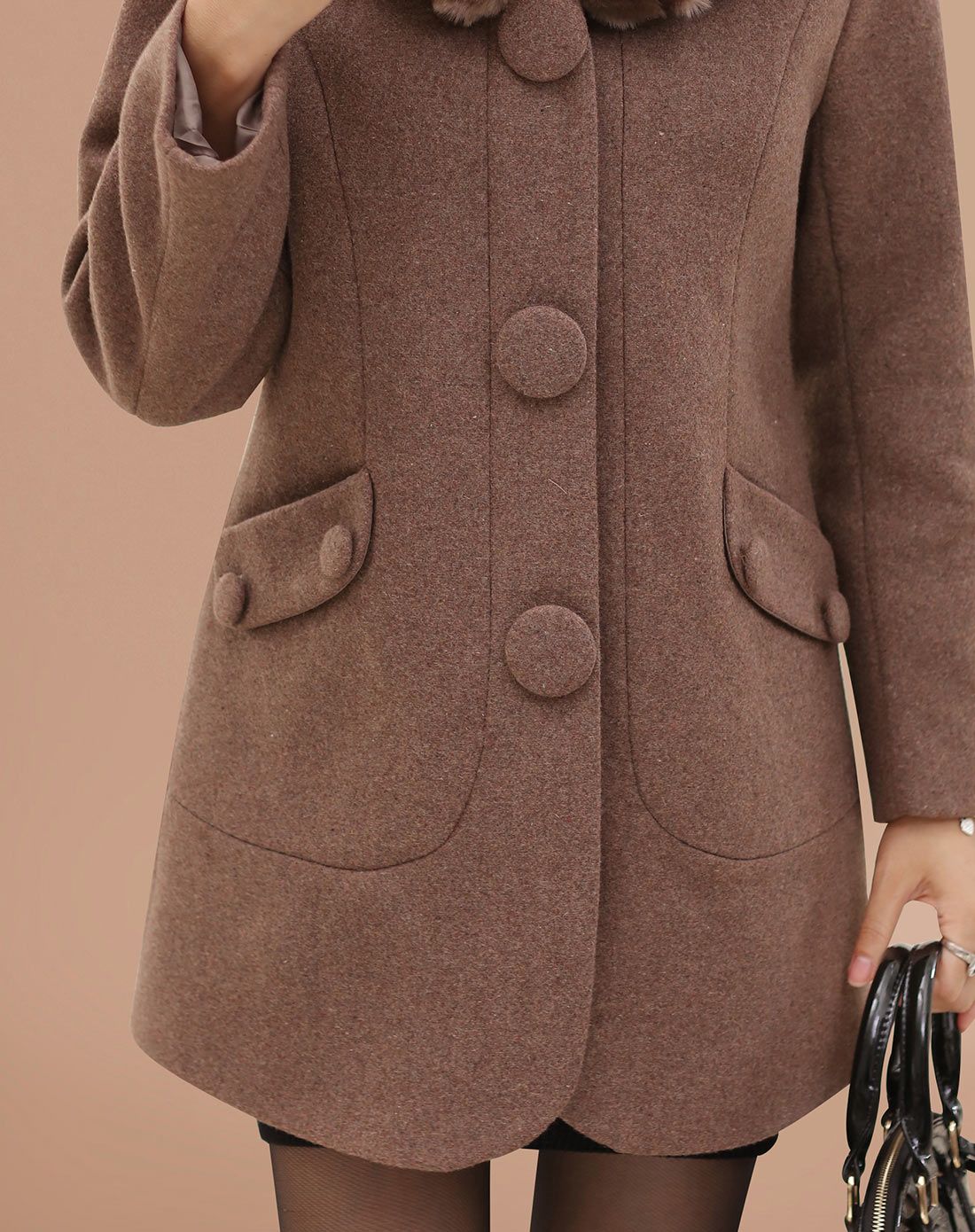 咖啡色毛领可拆卸包扣羊毛呢大衣