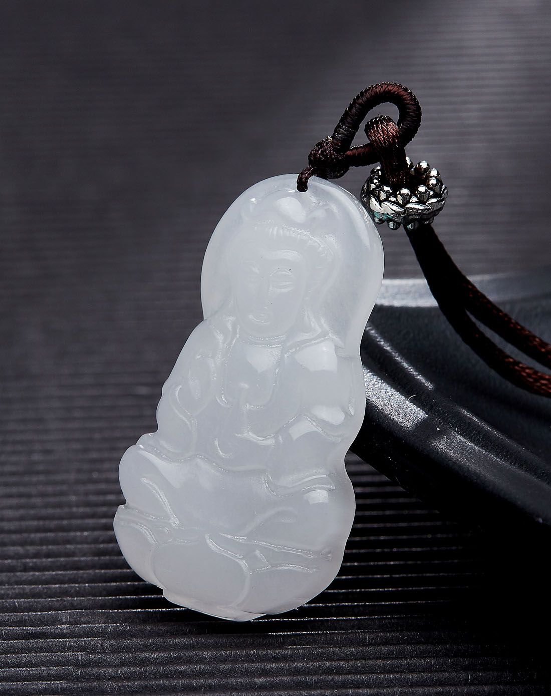 优悦生活 精美平安小观音石英岩质玉吊坠