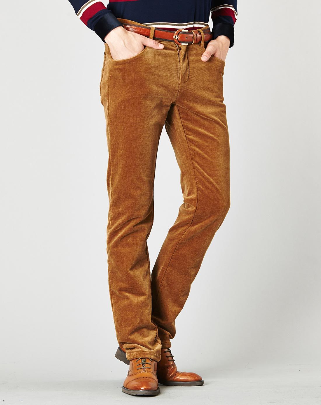 棕色灯芯绒柔软保暖五袋裤