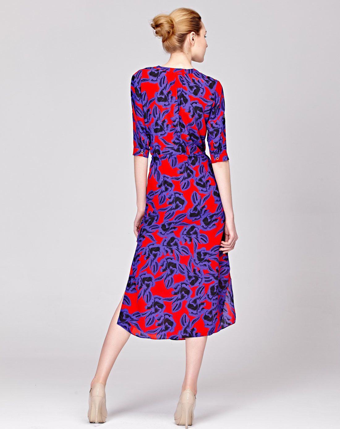 红底蓝花真丝长款连衣裙