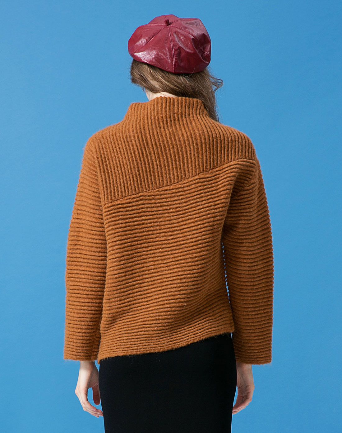 棕色宽松简约长袖毛衣