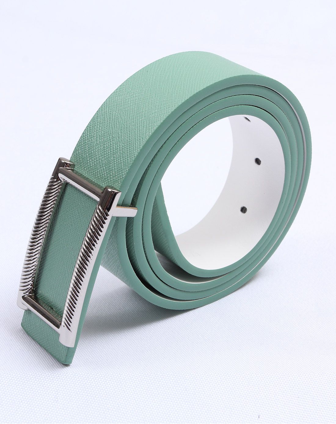 浅绿色皮带