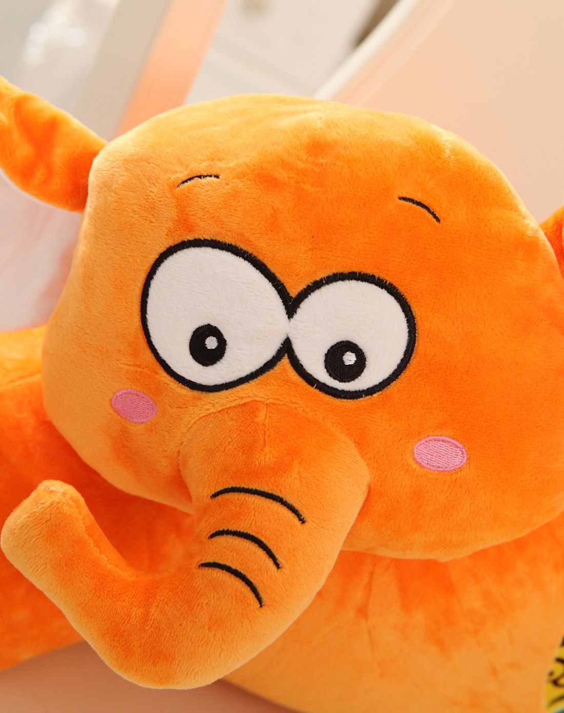 动物头大腰靠-橘色大象