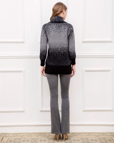 女士黑灰荡领空混渐变文雅造羊绒型长衫