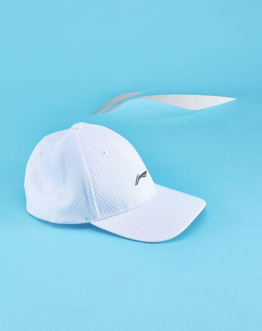 中性白色棒球帽 轻便简约