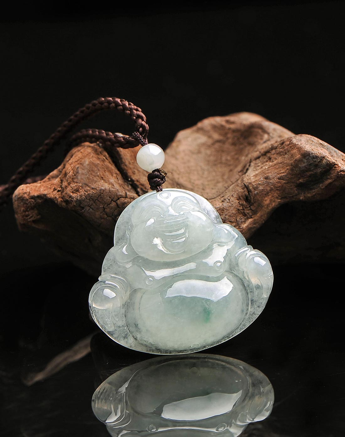 天然翡翠a货 冰糯水润正装浅绿大肚佛公