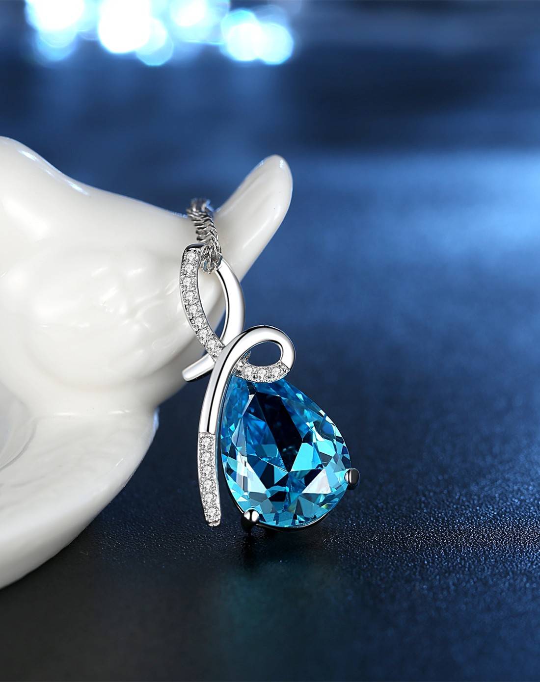 特惠925银时尚蓝色时尚吊坠(附送银链)