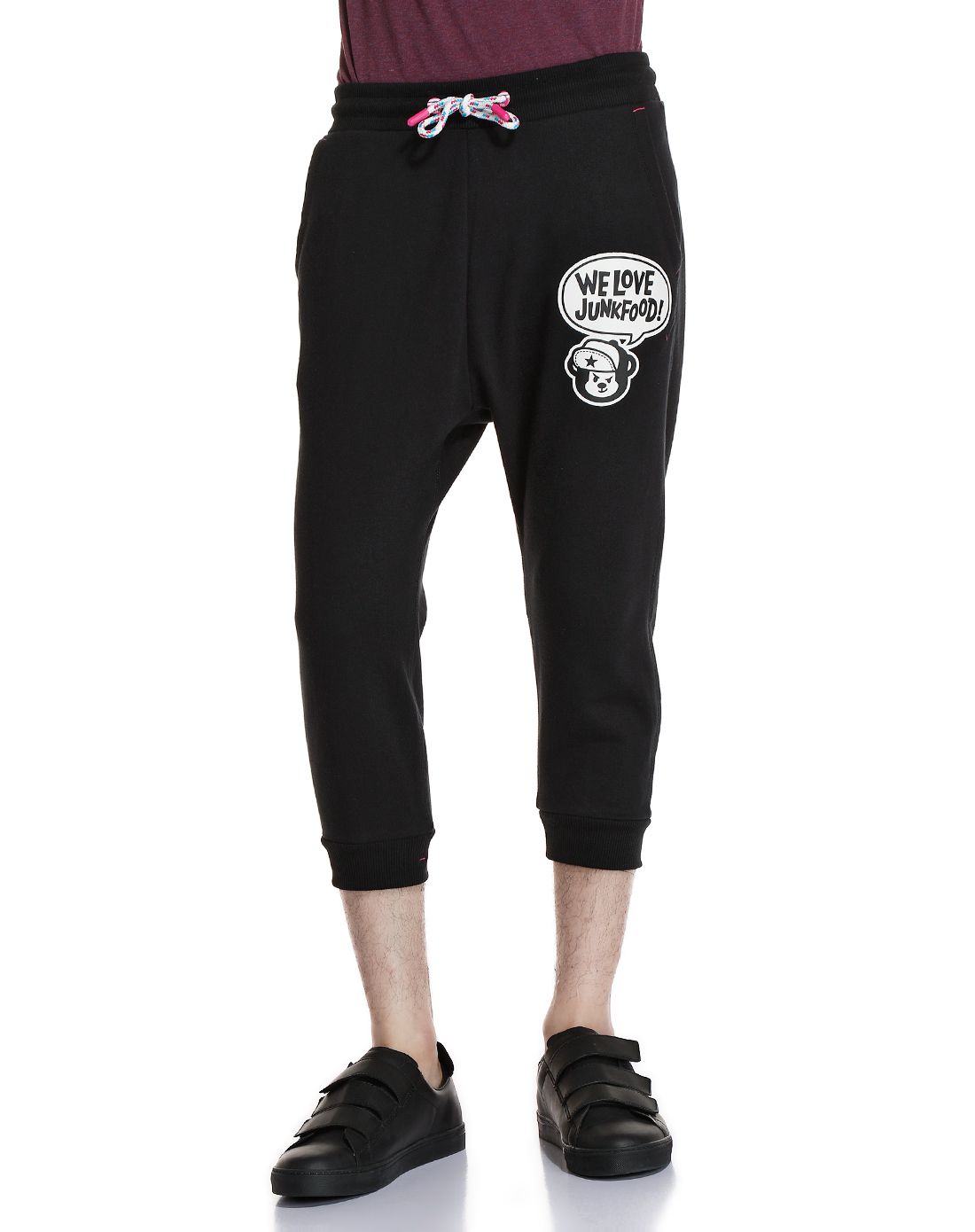 男款黑色弹力腰头针织休闲裤