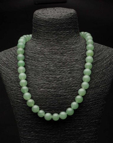 珠圆玉润天然东陵玉项链