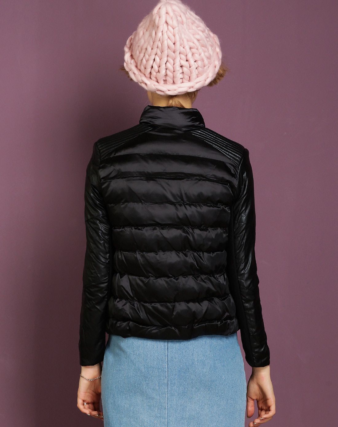 黑色拼接衣袖对称衣兜短款棉衣