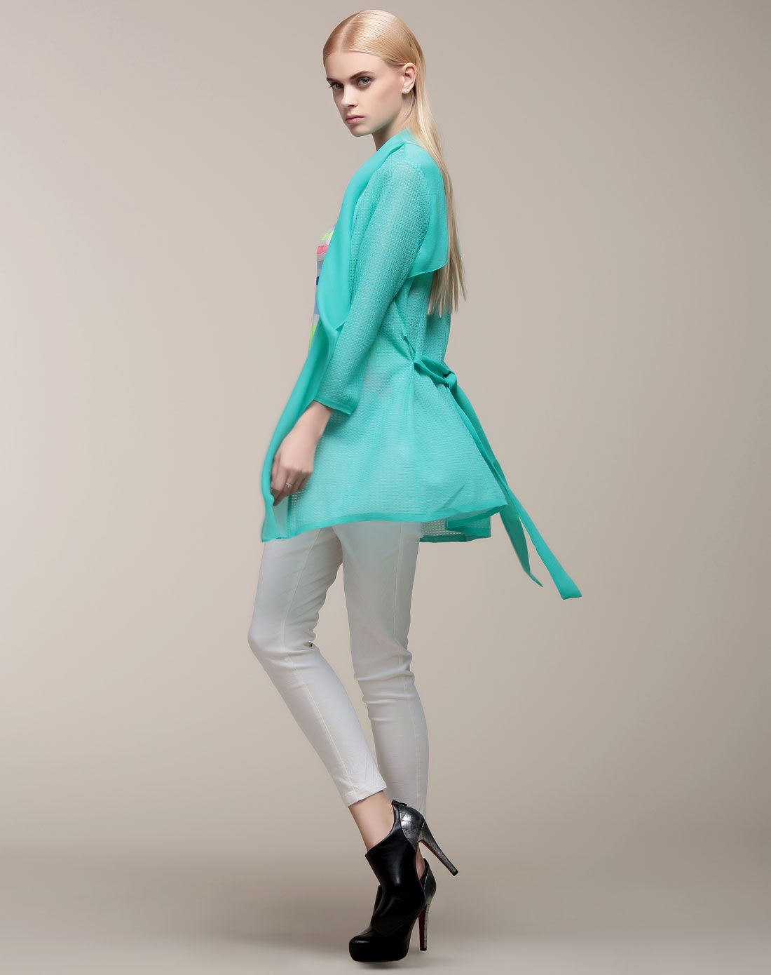 湖蓝绿外套长款