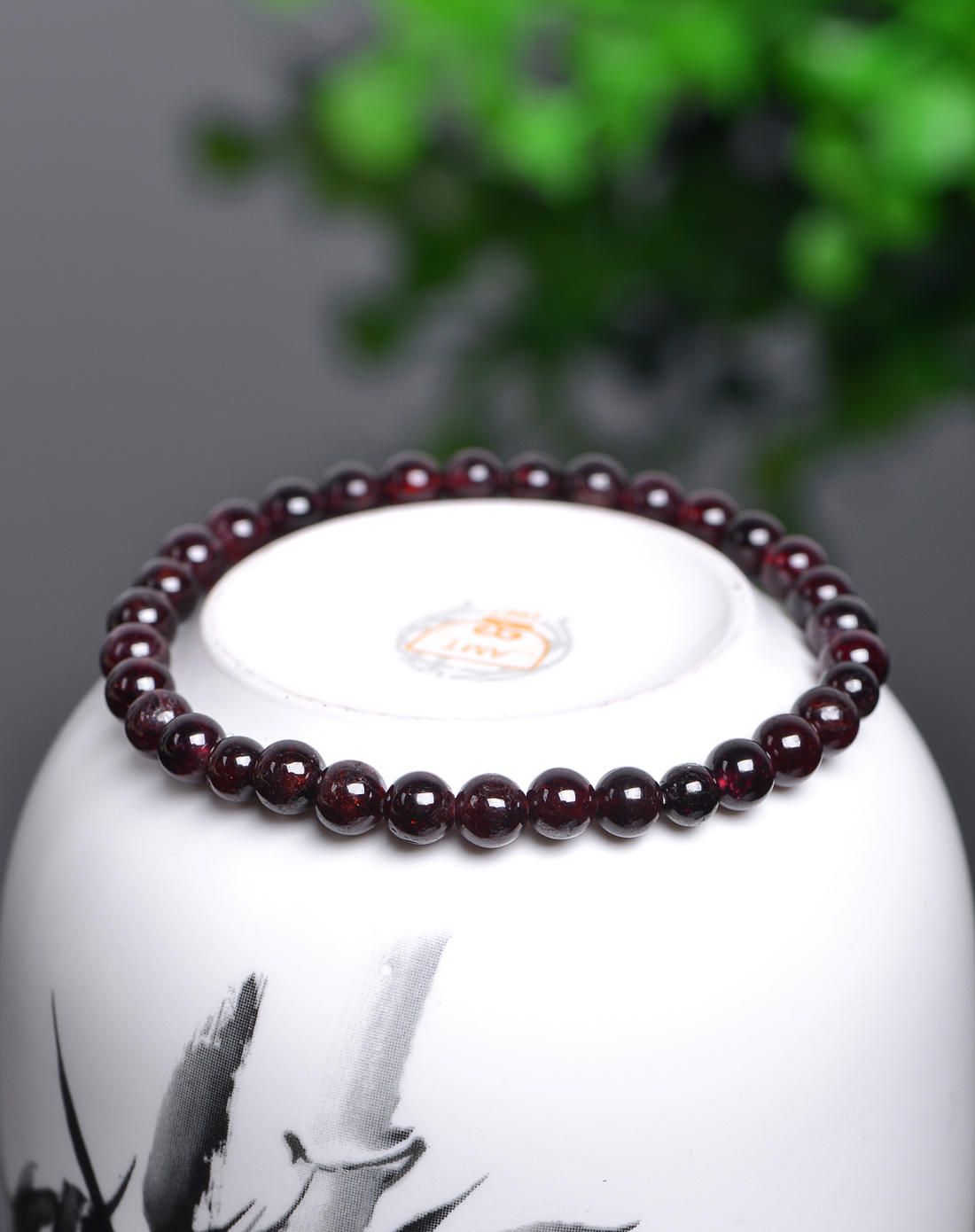 粒粒真心石榴石单圈手链附证书