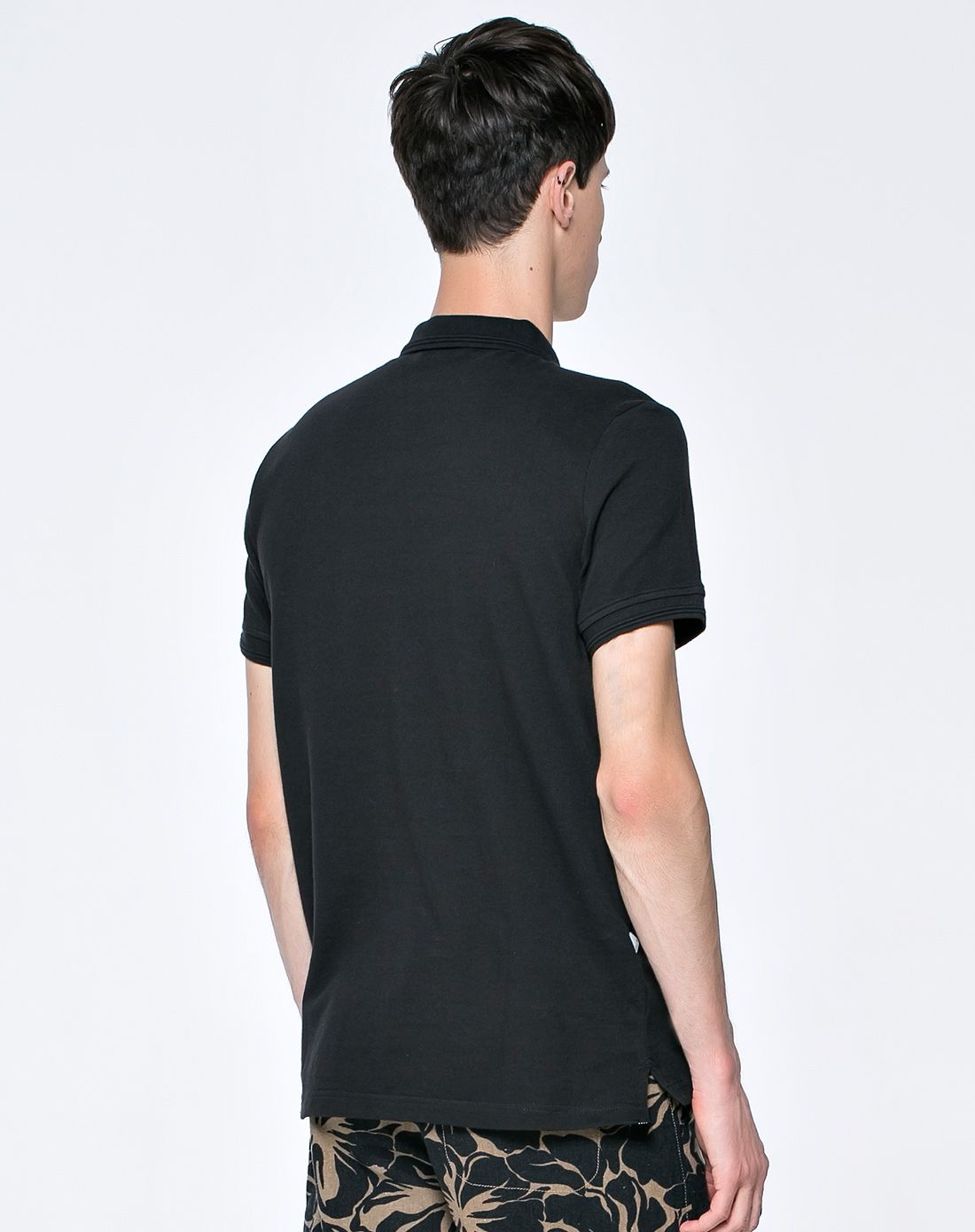 深黑基本款夏季新品纯色翻领t恤