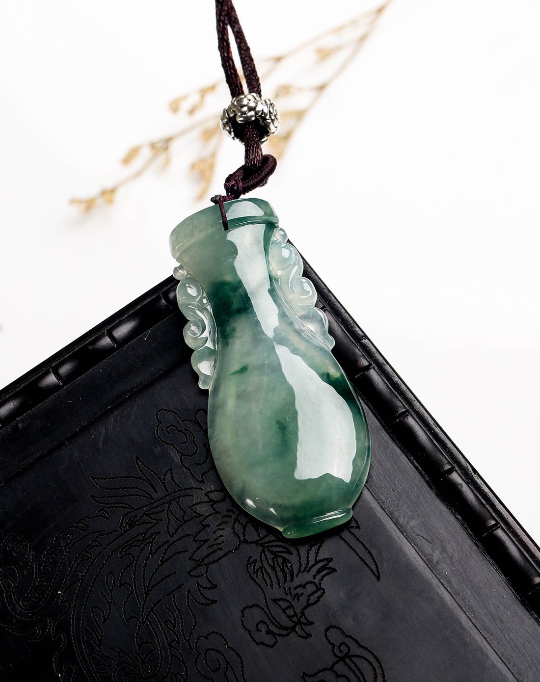 冰种飘花水润宝瓶天然a货翡翠挂件