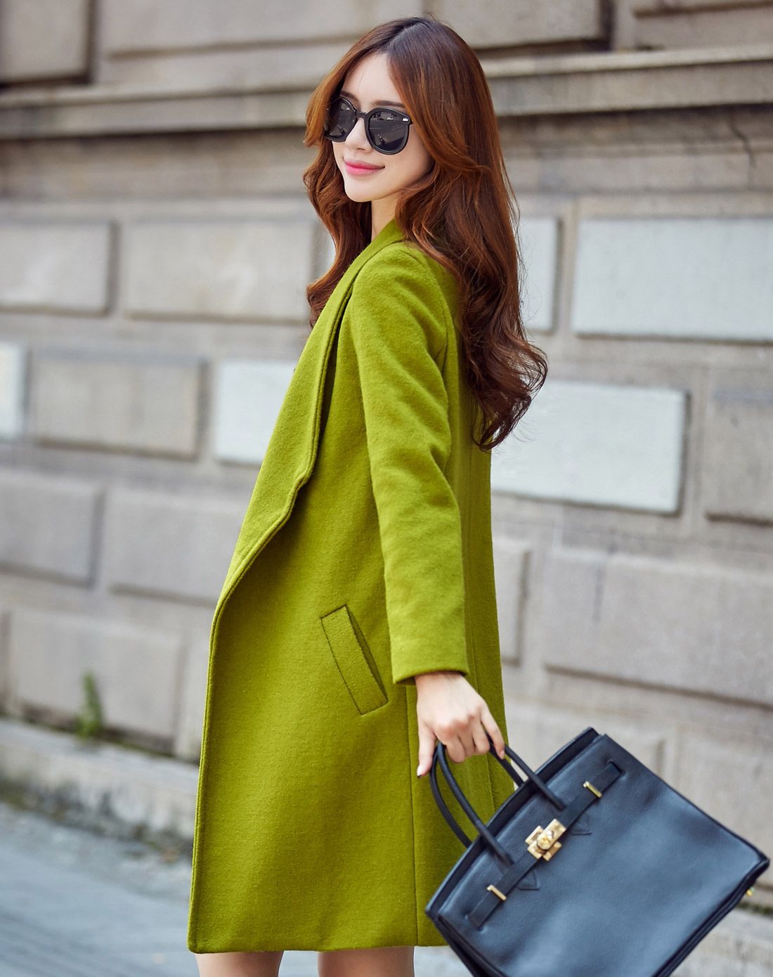 女款秋香绿气质呢大衣