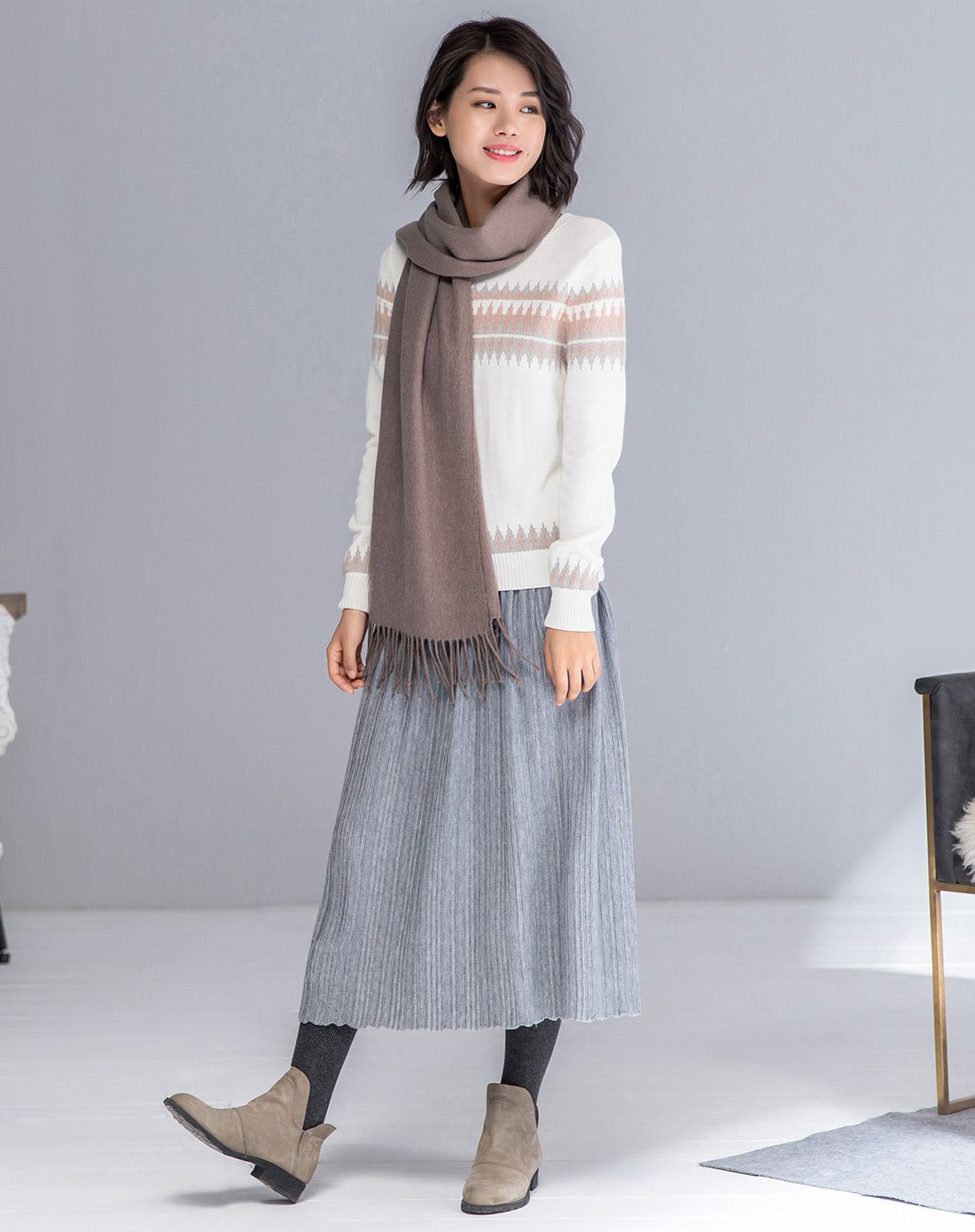 茵曼 浅咖色纯色系百搭休闲流苏保暖围巾