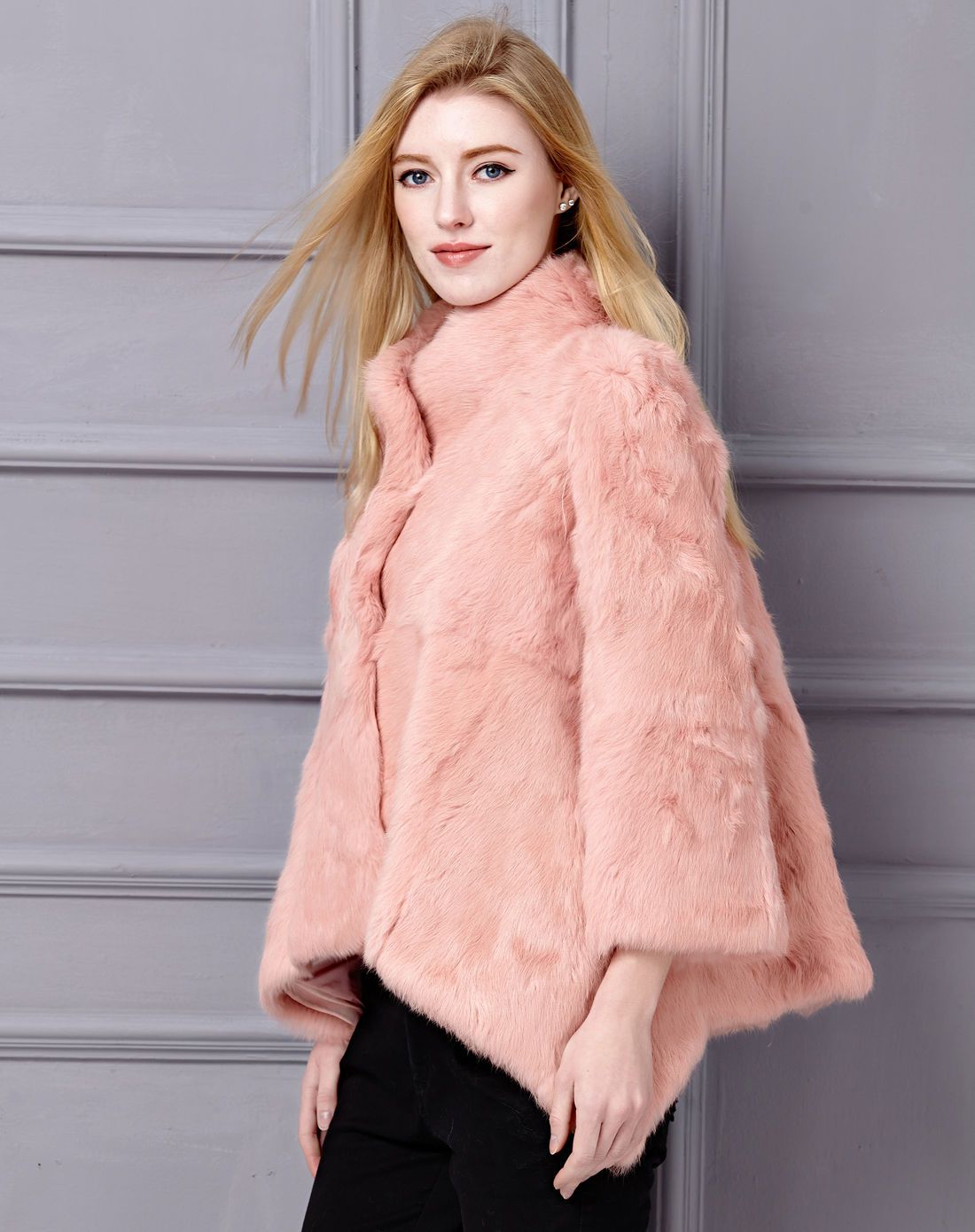 女款粉色兔毛外套