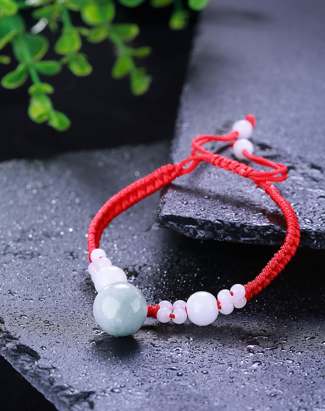 > 天然a货翡翠红绳手链