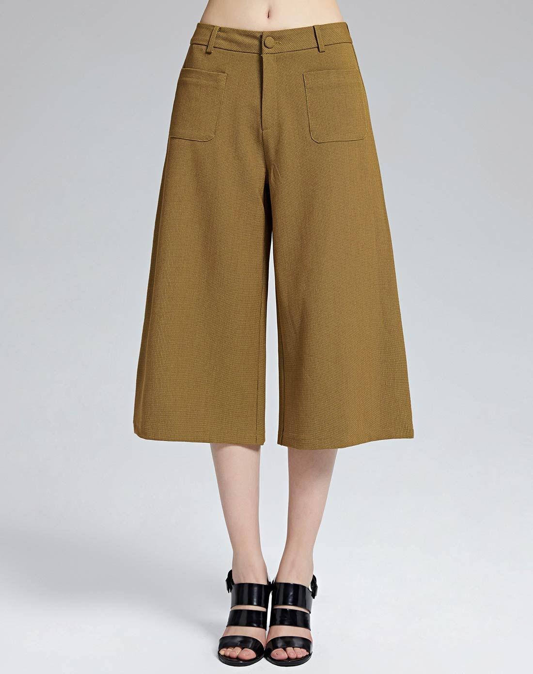 黄绿色优雅时尚大筒裤