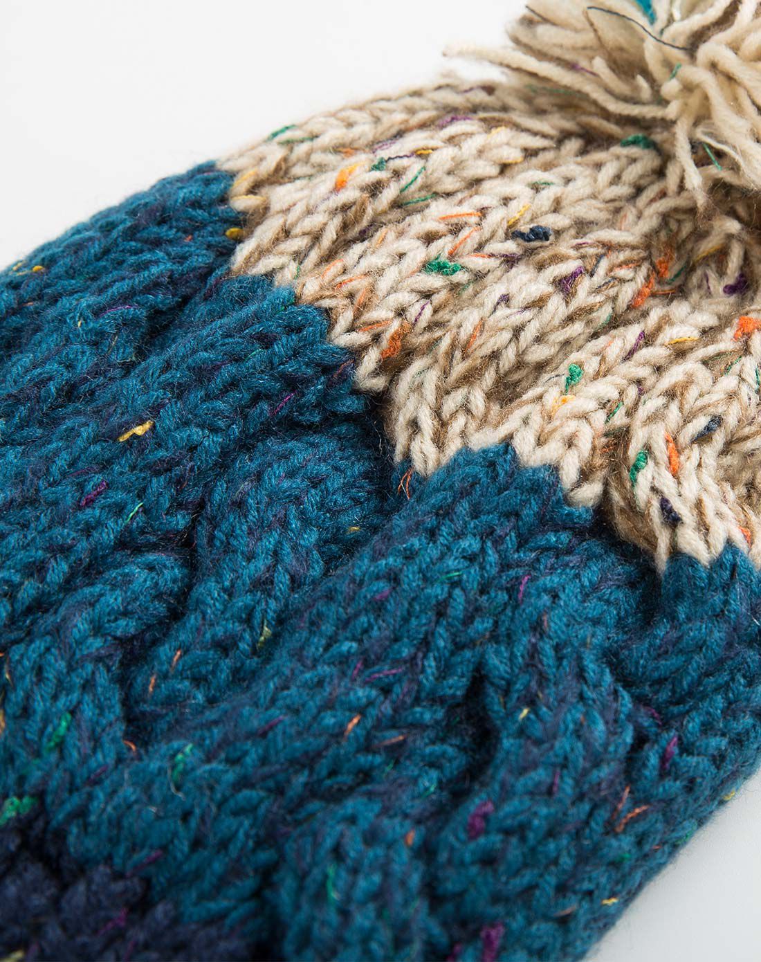 男童蓝色撞色彩线帽