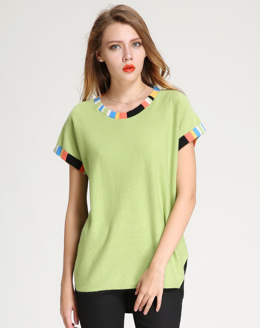 女款浅草绿撞色领口短袖纯羊绒衫