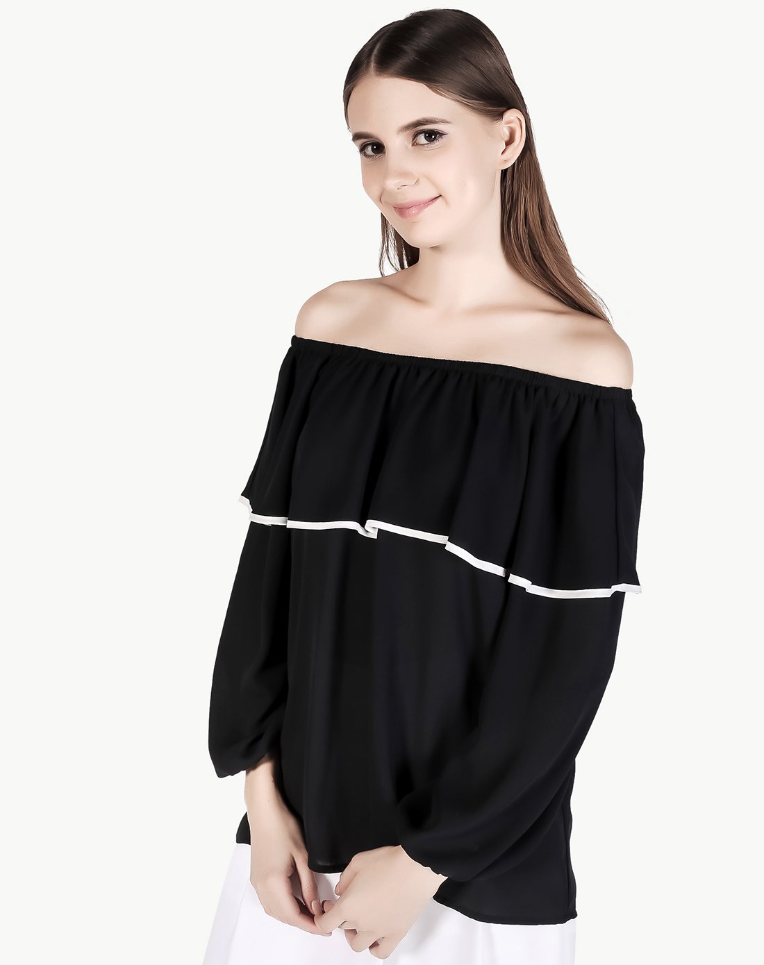 欧美风日常休闲一字领黑色套头衫