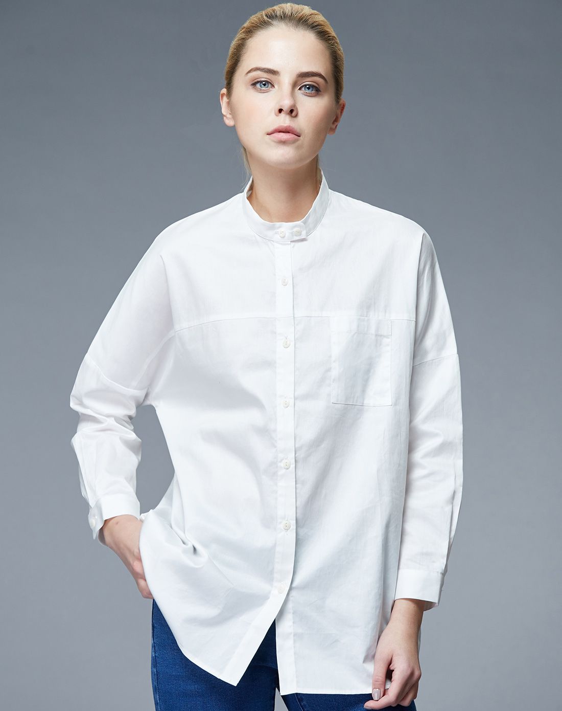 本白宽松小立领衬衫