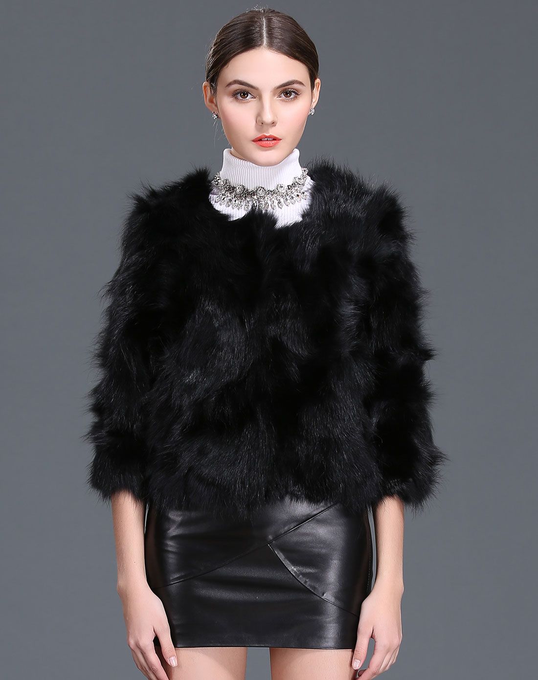 黑色貉子毛短款皮草外套
