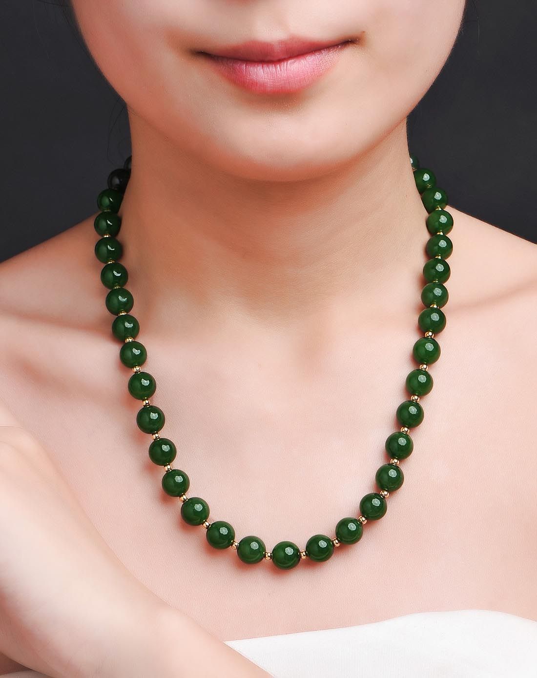 新疆优质菠菜绿和田玉配18k金珠项链