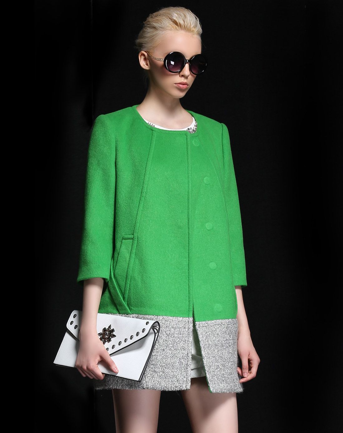 果绿色拼接毛呢大衣