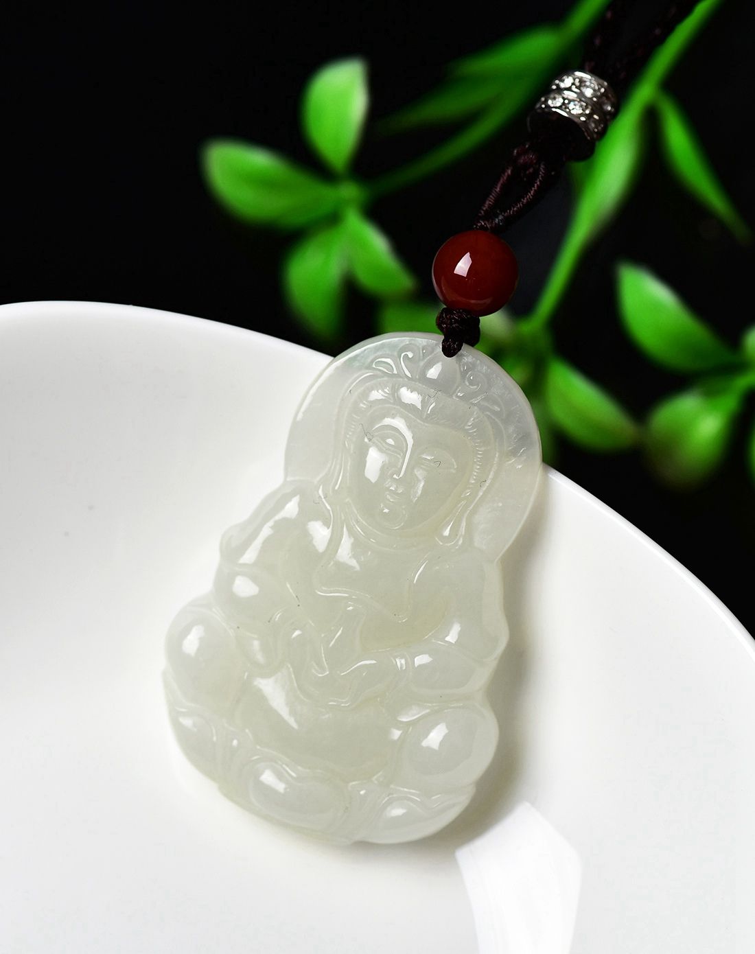 俄料天然和田白玉平安观音挂件