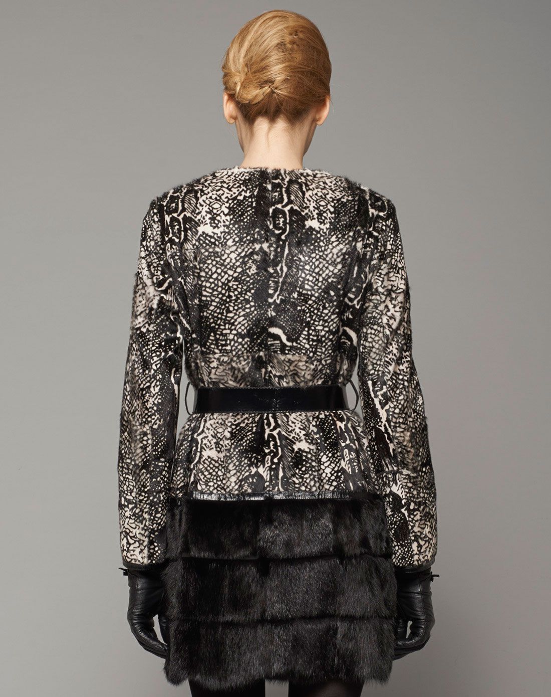 黑色蛇纹羊毛皮拼皮草大衣